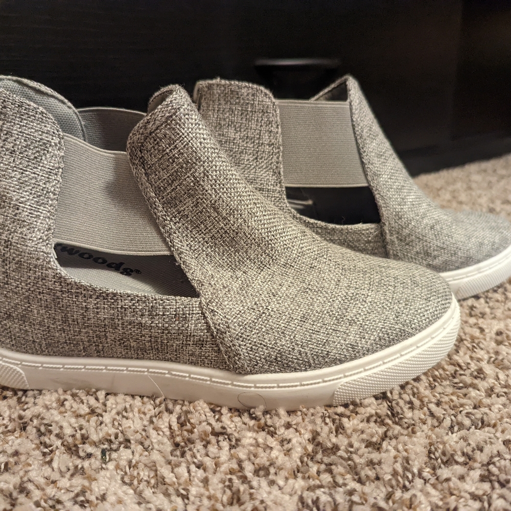 Gray Hide Cut-Out Zip Wedge Sneaker - Women